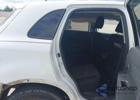 2016 Mitsubishi Outlander Sport 2.0 Es z USA, uszkodzony, nr VIN JA4AP3AU0GZ034636